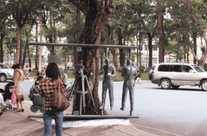 Ho-Chi-Minh-ambient-marketing-viet-nam-ogilvy-mather-creativity-Tamiya-5-600x393