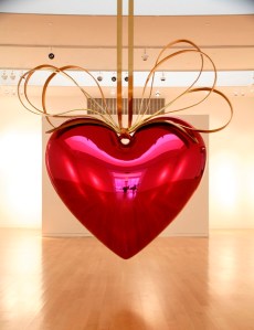 Koons%20Hanging%20Heart