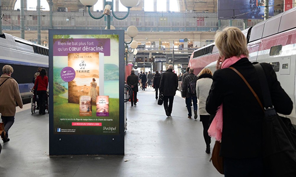 SarahLarkAffichegares1